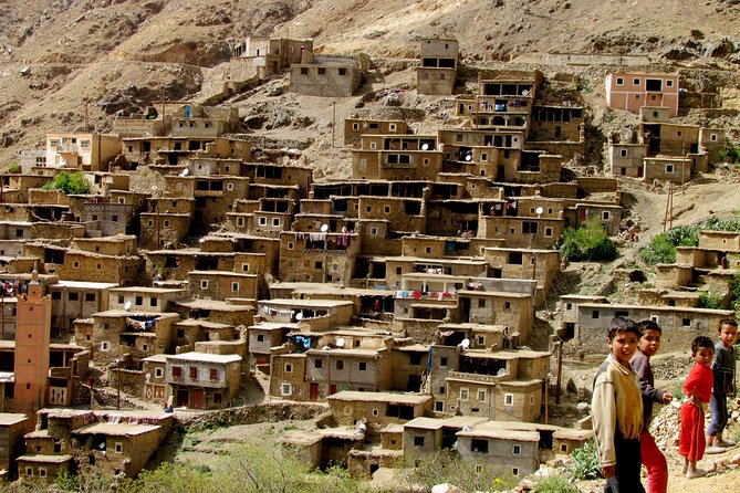 Agafay Desert & Berber villages & Atlas Mountains, Full Day Trip From Marrakech - Mint Tea in a Berber House and the Imlil–Amizmiz Route