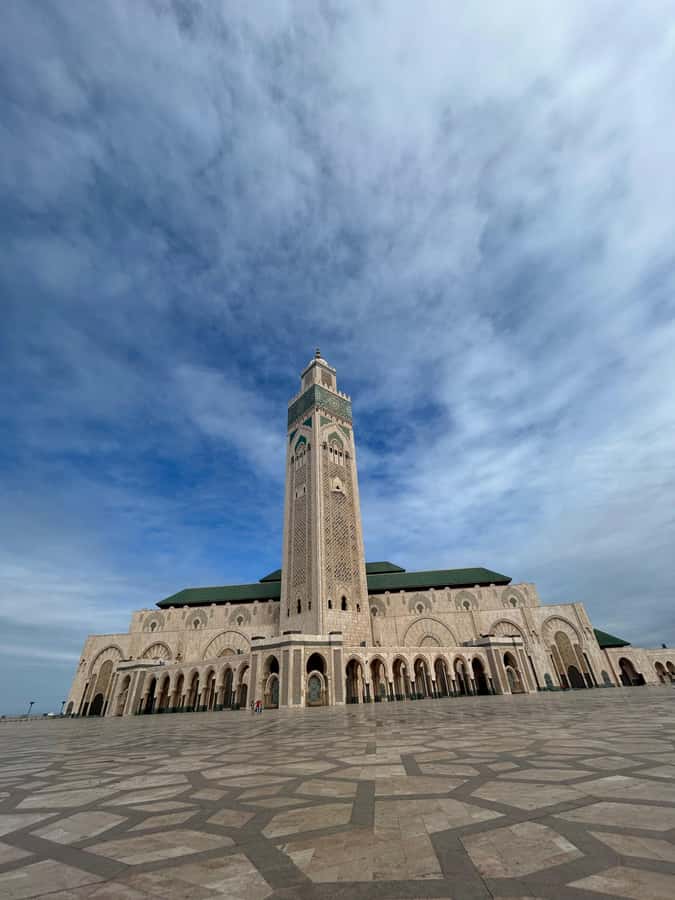 Casablanca Day Tour from Marrakech and Big Mosque Visit - La Corniche and beach time: your recovery after the big visit