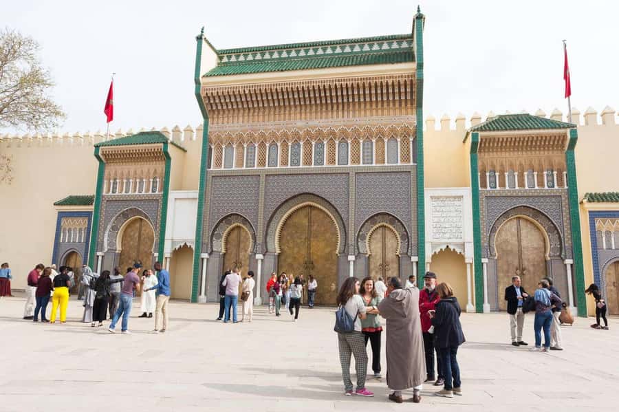 Fes: Museum, Al Attarine Madrasa & Tannery and Medina Tour - Why the Fes Medina is better with a guide than on autopilot