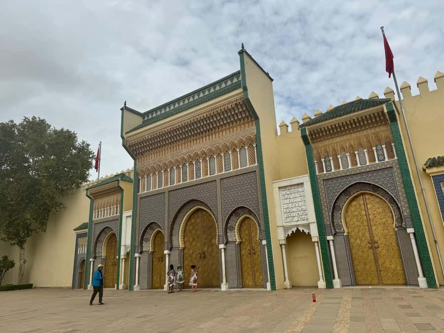 Fes: Museum, Al Attarine Madrasa & Tannery and Medina Tour - Karaouiyne Mosque and University: the spiritual center in street form