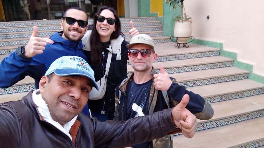 Fes: Royal Palace, Madrasa, Tannery & Souks and Medina Tour - Al-Qarawiyyin Mosque and Library: why Fez is famous for learning