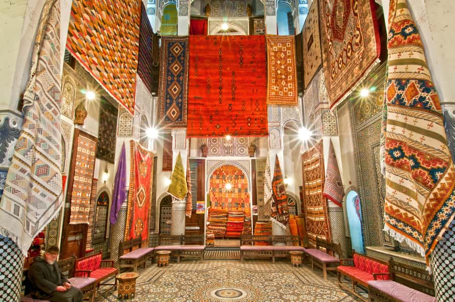 Fes: Royal Palace, Madrasa, Tannery & Souks and Medina Tour - Pacing, walking comfort, and how to get the most