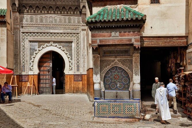 Fez Guided Tour with lunch from Casablanca - Casablanca to Fez: the long drive, handled in comfort