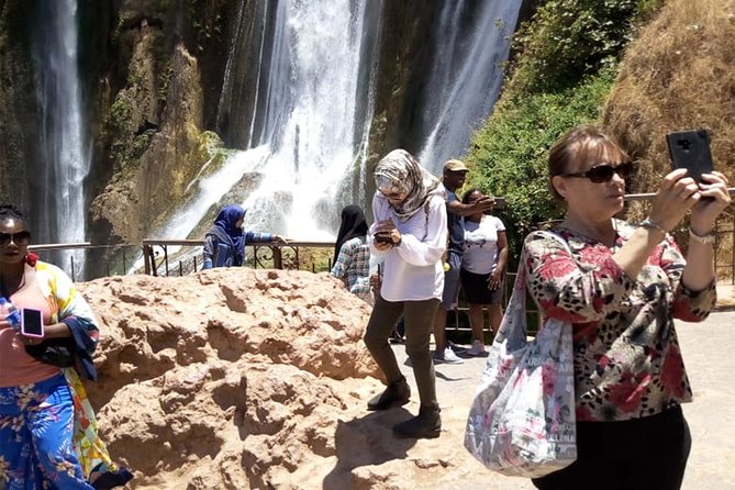 From Marrakech: Full-Day Tour to Ouzoud Waterfalls with Boat Trip - Lunch with a view: budgeting the 10€ to 15€ meal