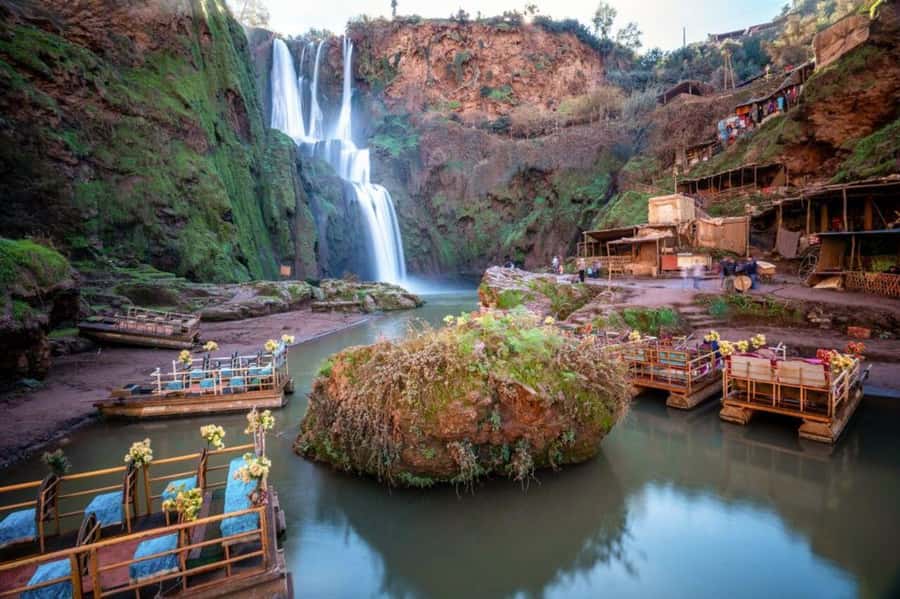 From Marrakech: Guided Ouzoud Waterfalls Tour with Boat Ride - Lunch Overlooking the Falls: Where the Food Fits Into the Day
