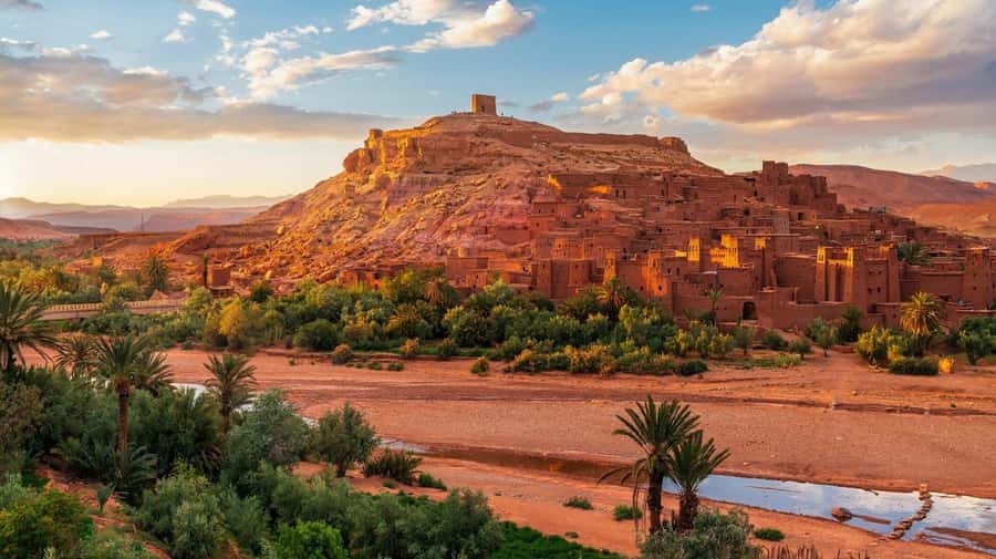 From Marrakech: Ouarzazate & Ait Benhaddou Guided Day Trip - Ait Barka Mountain Peak Stop: The Break That Changes the Mood