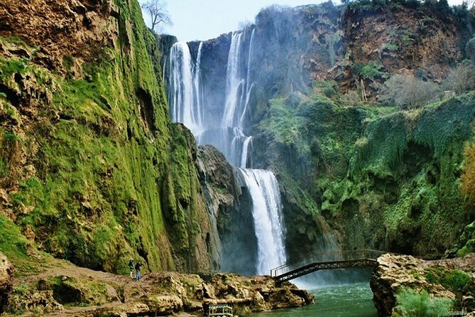 From Marrakech: Ouzoud Waterfalls Guided Hike and Boat Trip - Entering Ouzoud: viewpoints, olive groves, and the Berber story