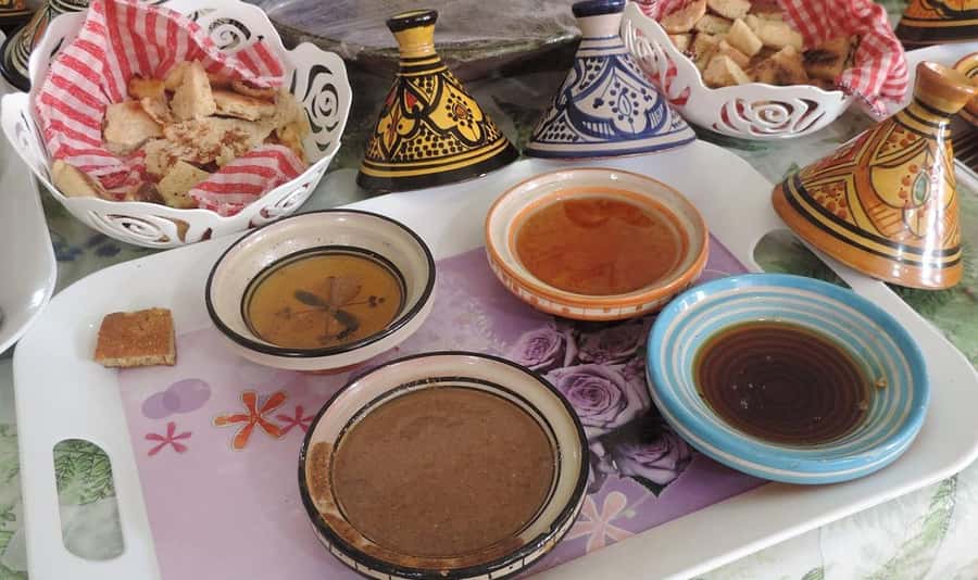 From Marrakech: Small Group to Essaouira & Sekkala Day Trip - Things to Watch: Heat, Seats, and How Much Time You Get
