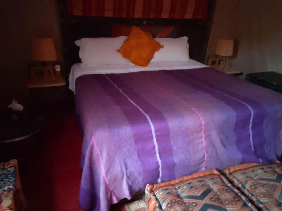 From Merzouga: Overnight Camel Trek over Erg Chebbi Dunes - Sleeping in a Berber Tent: Comfort, Warmth, and the Reality of Small Spaces
