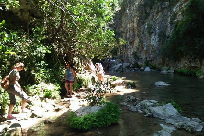 From Tangier: Day Trip to Chefchaouen and Akchour Waterfalls - The Jewish Quarter Behind the Souk: A Noticeable Shift