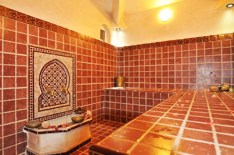 Marrakech: 2-Hour Traditional Moroccan Hammam Experience - The 45-minute black soap scrub: intense cleaning, not awkward