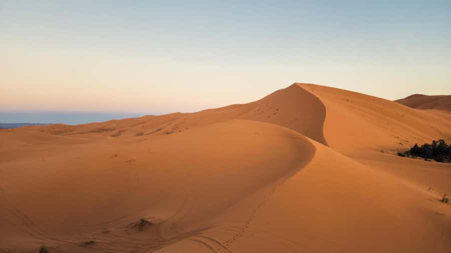 Marrakech: 3Day Luxurious Merzouga Tour w/ Camel&Quad Option - Day 1: High Atlas Mountains, Tizi n Tichka, and the Ait Ben Haddou Moment