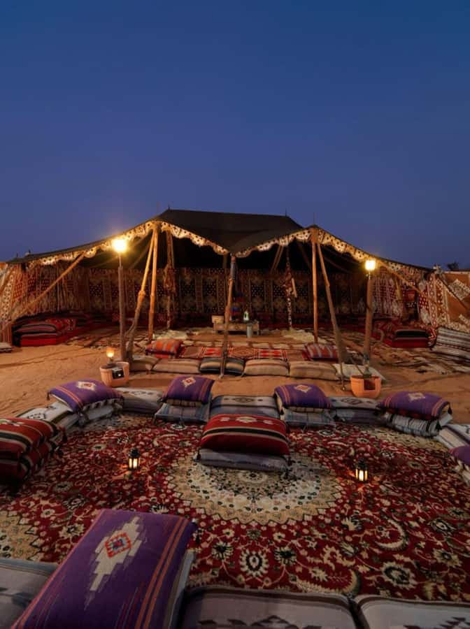 Marrakech: Agafay Desert Magic Sunset Dinner & Live Show - Berber Music, Dance, and the Fire Show Finale