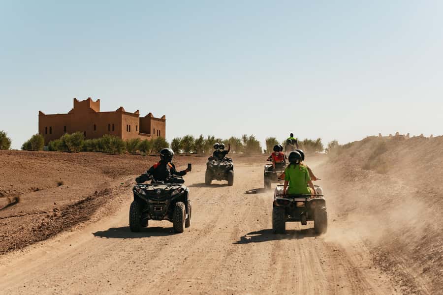Marrakech: Agafay Desert Pool, Dinner & Live Show Experience - Sunset Over Rocky Dunes: Why the Timing Matters