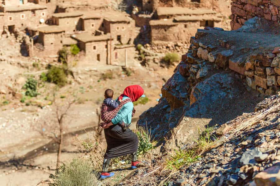 Marrakech: Atlas Mountains & Agafay Desert Tour w Camel Ride - Tahnaout stop: the women-run argan oil co-operative