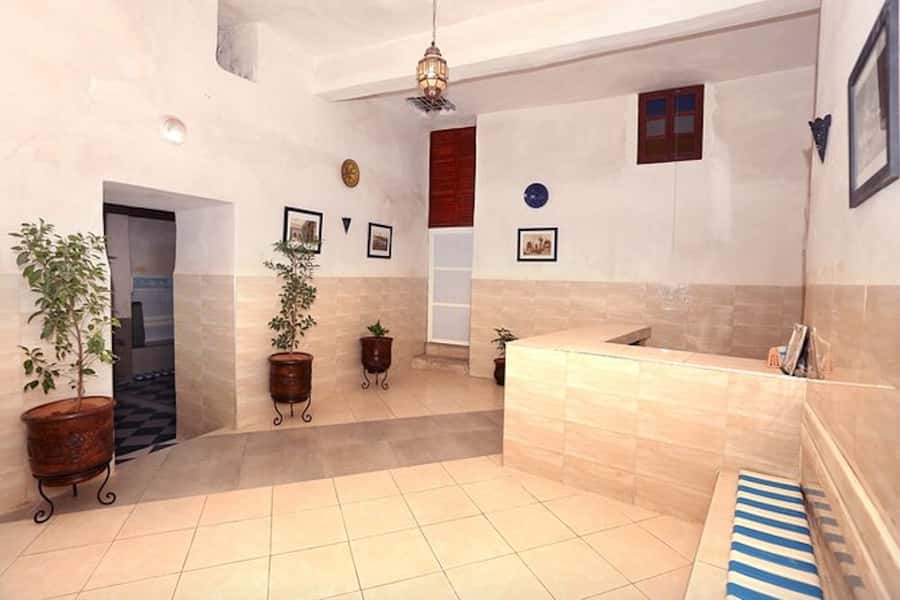 Marrakech: Authentic Moroccan Hammam Experience in Mouassine - Staff and Communication: What to Do If You Don’t Speak Arabic or French