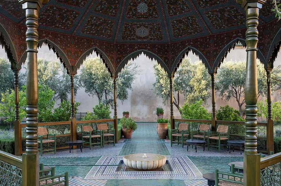 Marrakech: Ben Youssef, Secret Garden, & Souks Walking Tour - Jemaa el-Fnaa start: your launchpad into the Medina