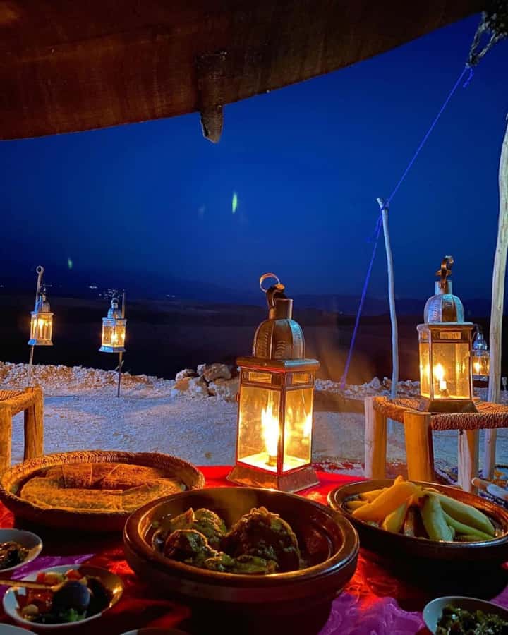 Marrakech: Camel Ride & Sunset Dinner with Fire Show - Sunset Camel Ride Across Agafay: What You’ll Enjoy (and What to Watch)