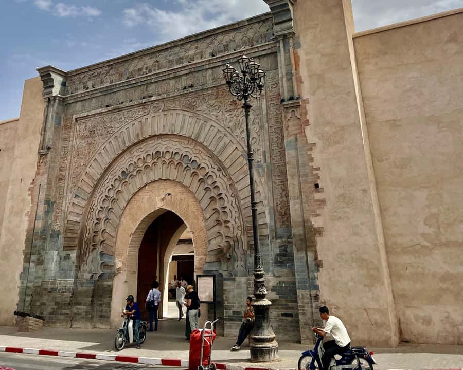 Marrakech: Majorelle & Menara Garden Tour and Carriage Ride - Make it better: timing tips, sun strategy, and photo planning