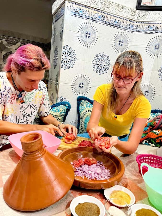Marrakech: Moroccan Cuisine Cooking Class in Local Home - The 3-Hour Flow: Bread, Salads, Zaalouk, and Two Tagines