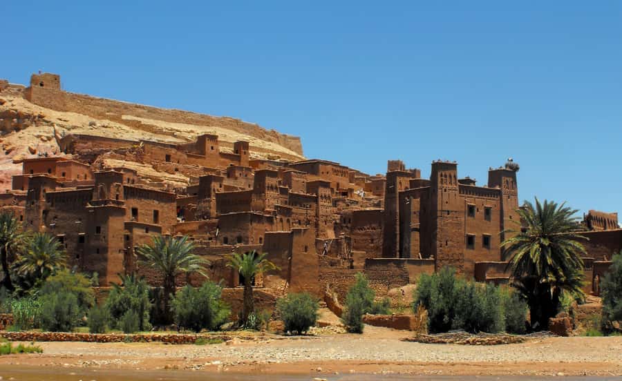 Marrakech/Ouarzazate: 2-Day Desert with Camel, 4x4 & Meals - Your Luxury Desert Camp: Dinner, Showmanship, and Real Facilities
