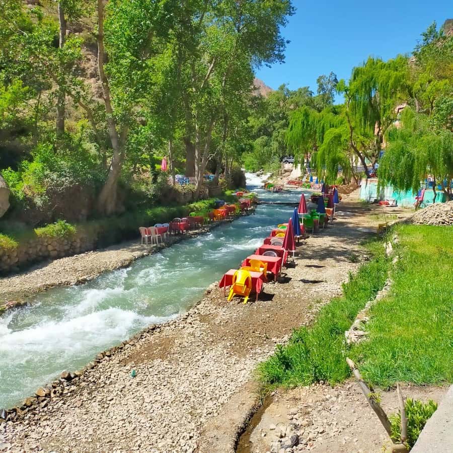 Marrakech: Ourika Valley waterfalls with guide& Berber lunch - Panoramic stop and Berber village time: more than a quick look