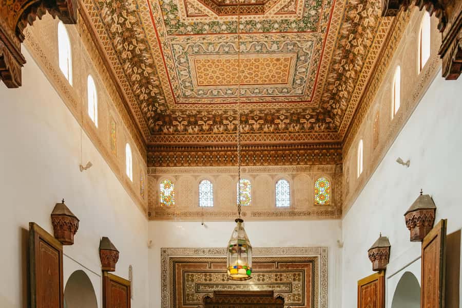 Marrakech: Saadian Tombs & Bahia Palace, Medina Guided Tour - Price and entrance fees: what $18 buys you in real terms