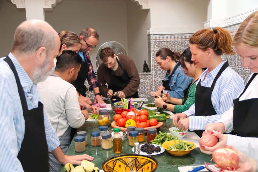 Marrakesh: Moroccan Dishes Cooking Class with a Local Chef - What you learn about Moroccan spices and flavor, not just recipes