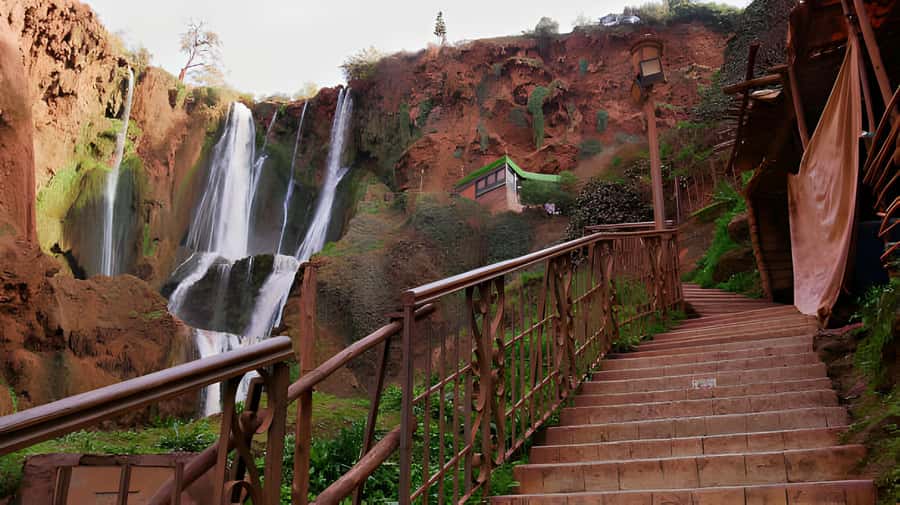 Marrakesh: Ouzoud Waterfalls Trip with Hike & Boat Option - Rain at Ouzoud: pack for damp weather, not just good weather