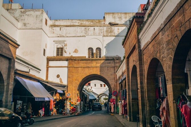 Private Tour of Casablanca with Hassan II Mosque Entry Ticket - Shopping time in the souks: how to use the 20 minutes well