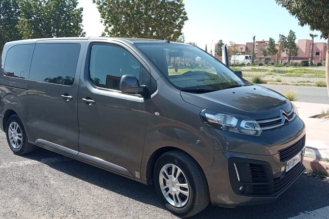 Private Transfer - Marrakech Menara airport (RAK) - Finding your chauffeur at Menara Airport without stress